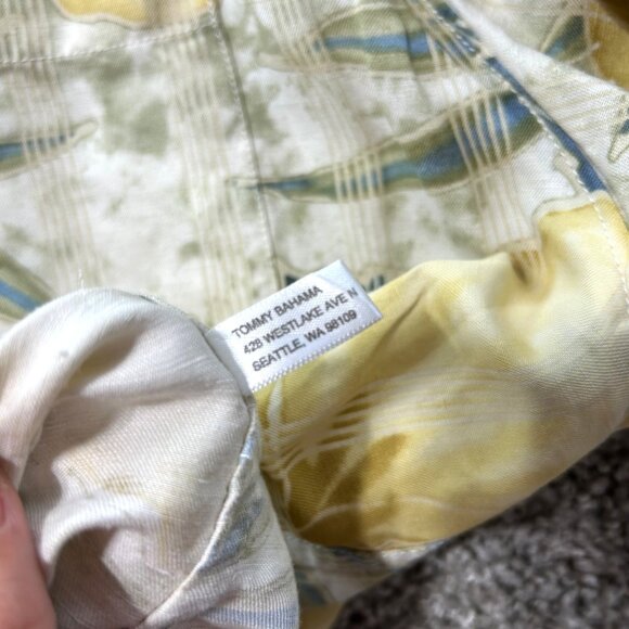 Tommy Bahamas Men's Sz Extra Large Yellow Casual Hawaiian Silk Floral - Picture 7 of 8